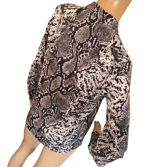 SHEIN | SNAKESKIN LONG SLEEVE TOP SZ S - Picture 5 of 16
